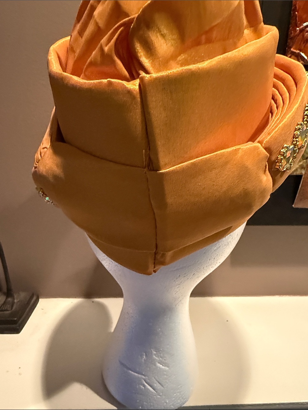 Golden Rhinestone Headwrap - Picture 4 of 5